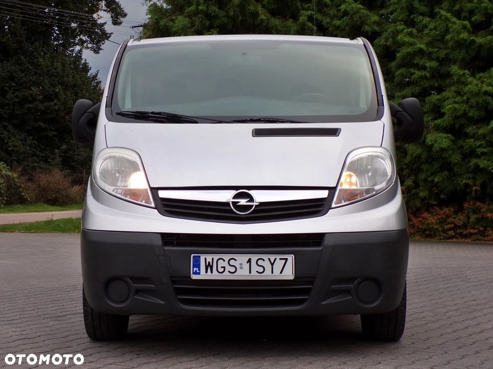 Opel Vivaro 2012 photo 4