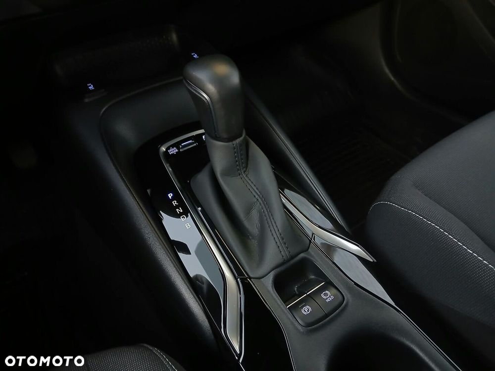 Toyota Corolla - 22