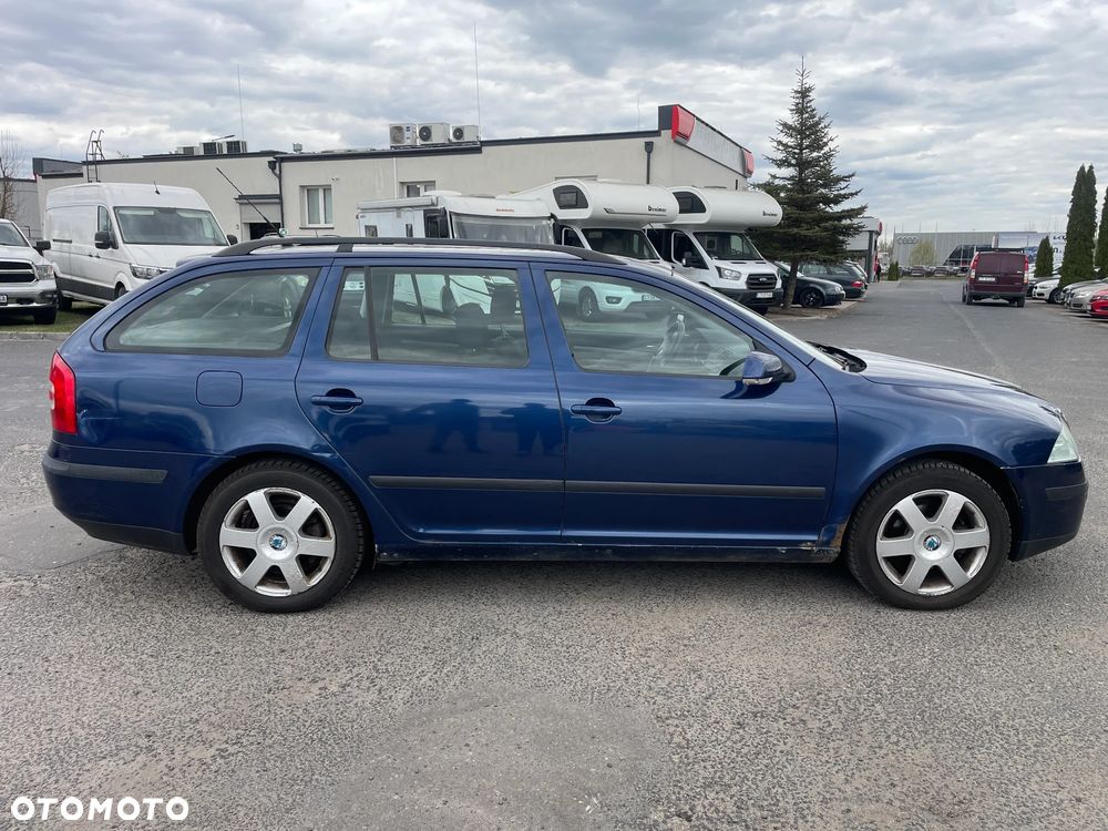 Skoda Octavia 1.6 FSI Classic - 8