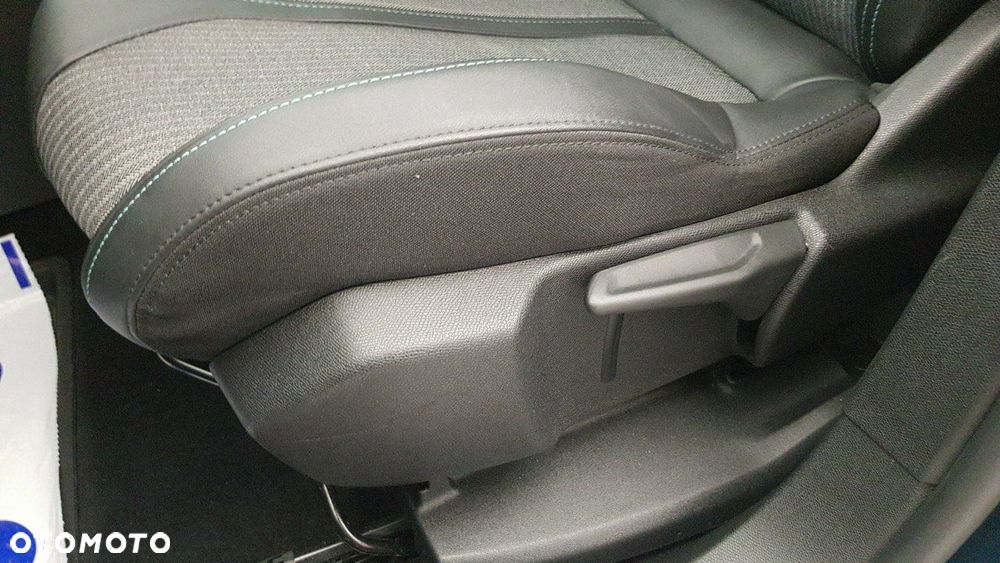 Peugeot 3008 1.5 BlueHDi Allure Pack S&S EAT8 - 27