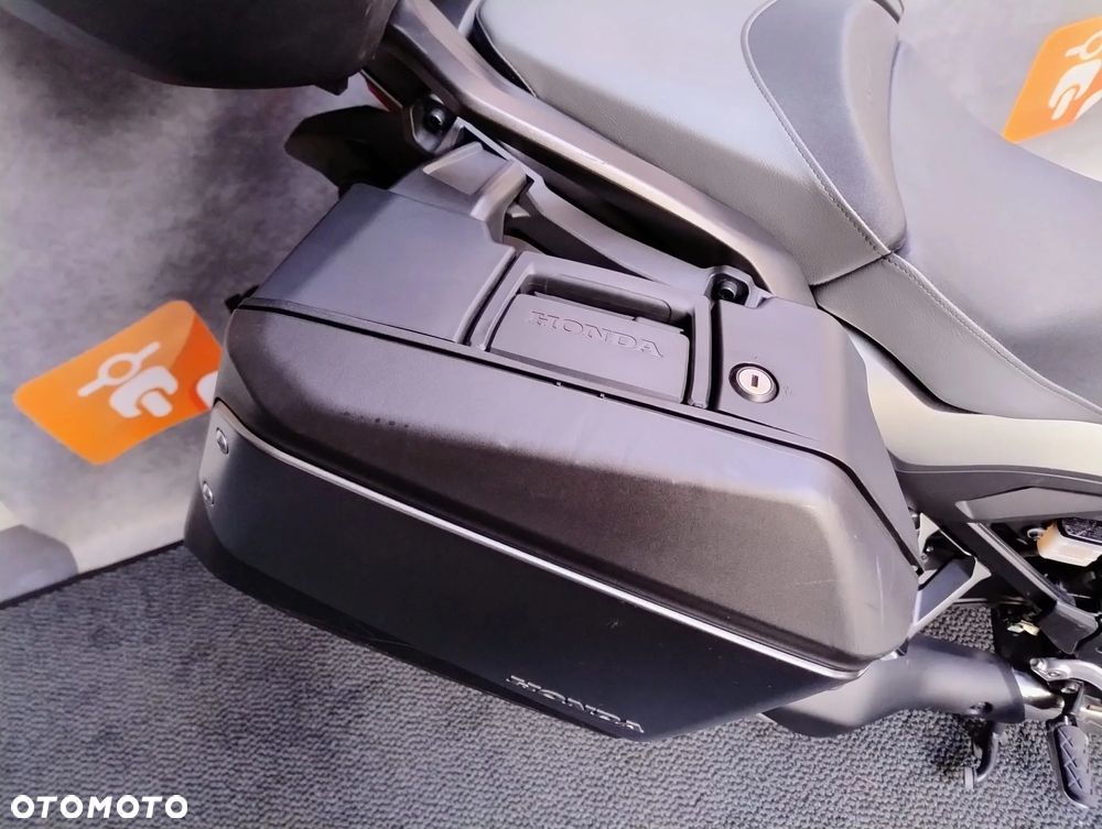 Honda NT - 13