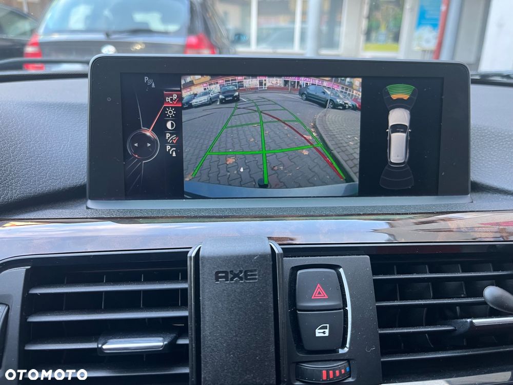 BMW Seria 3 320d xDrive Sport-Aut Luxury Line - 34