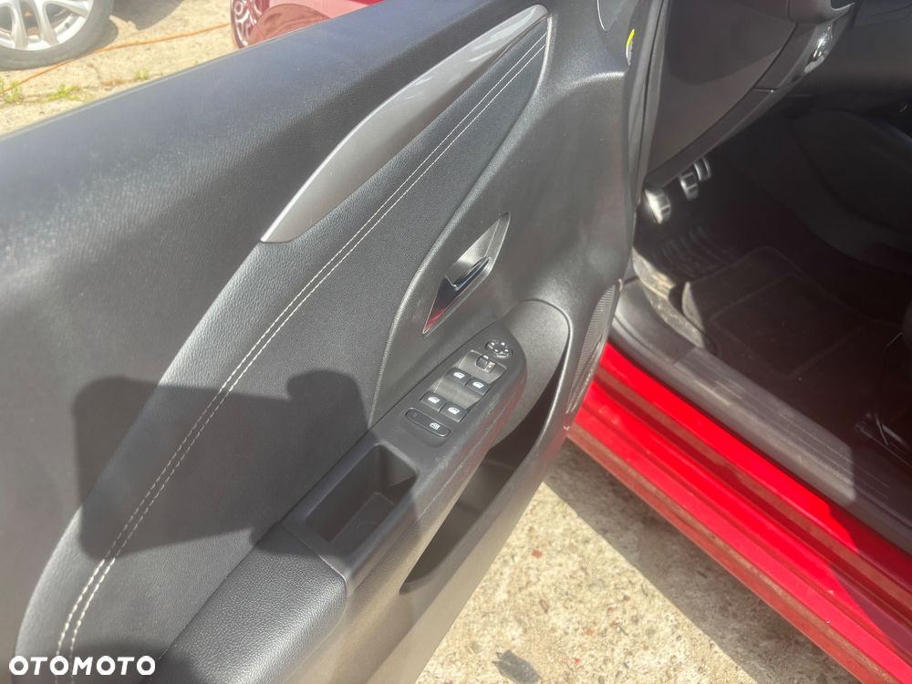 Opel Corsa 1.2 Direct Injection Turbo Start/Stop GS - 10