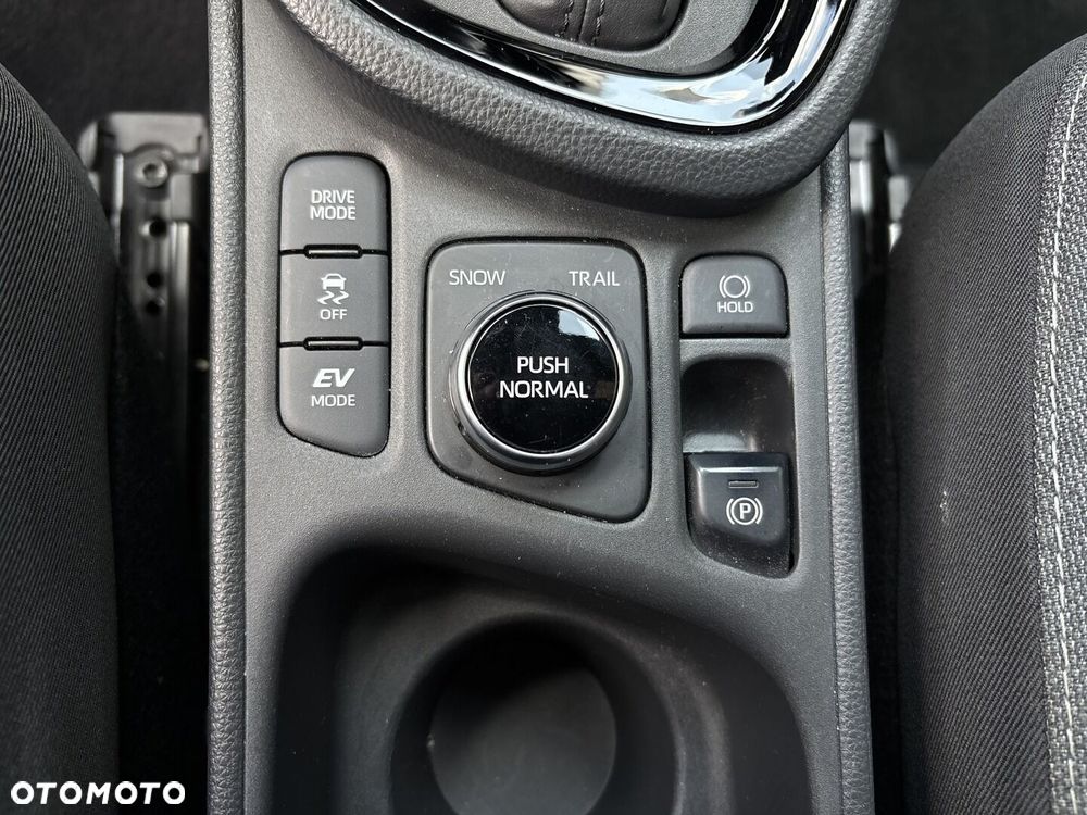 Toyota Yaris Cross Hybrid 1.5 Style AWD - 24