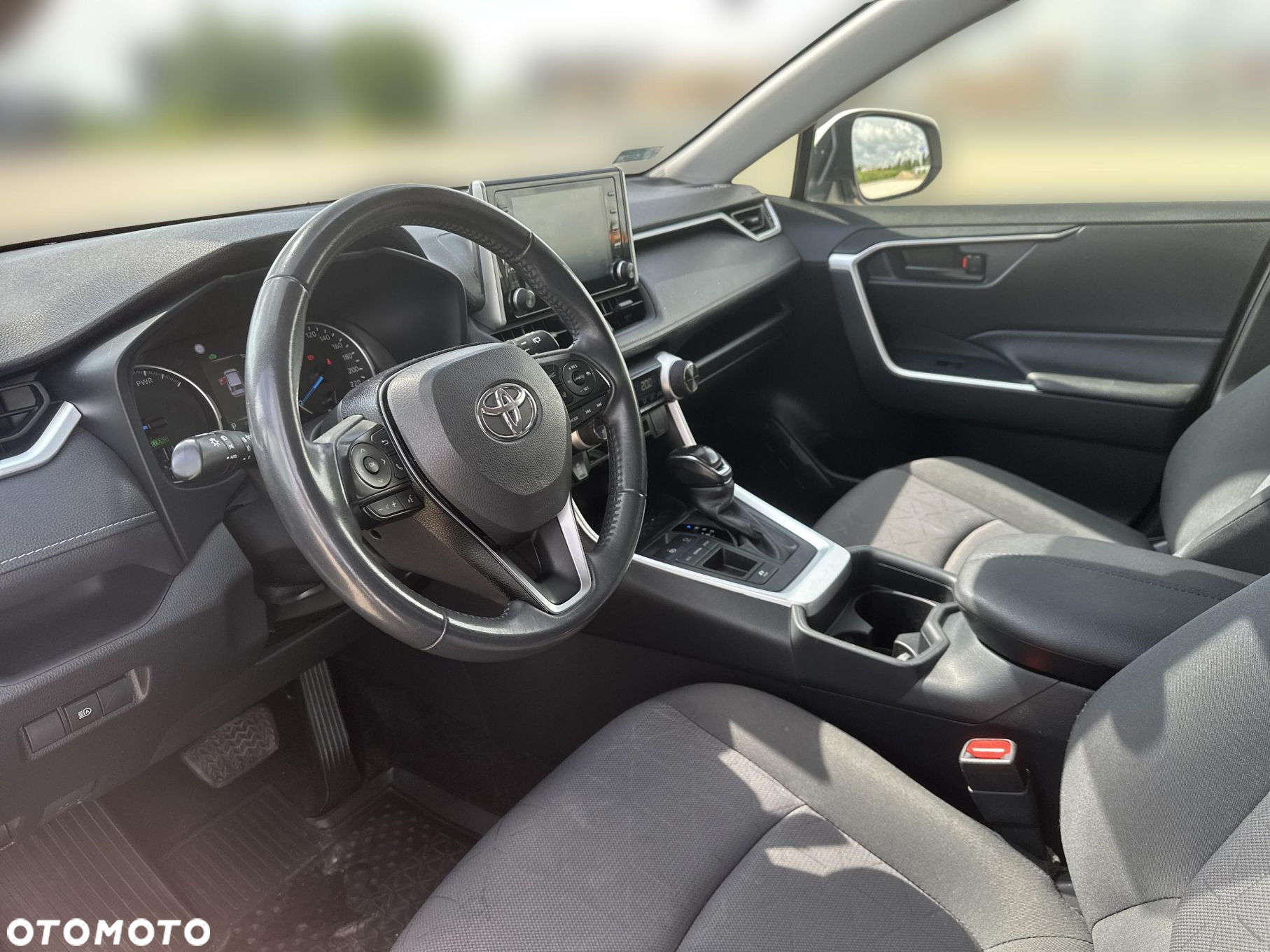 Toyota RAV4 - 10