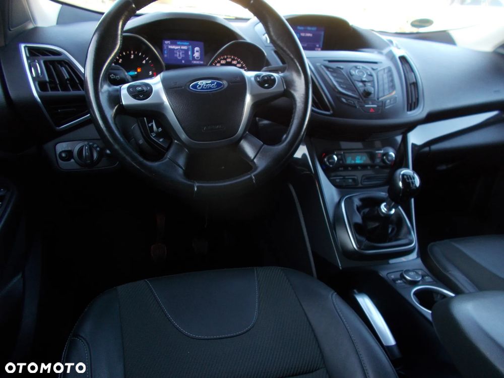 Ford Kuga 2.0 TDCi 4WD Titanium Plus - 8