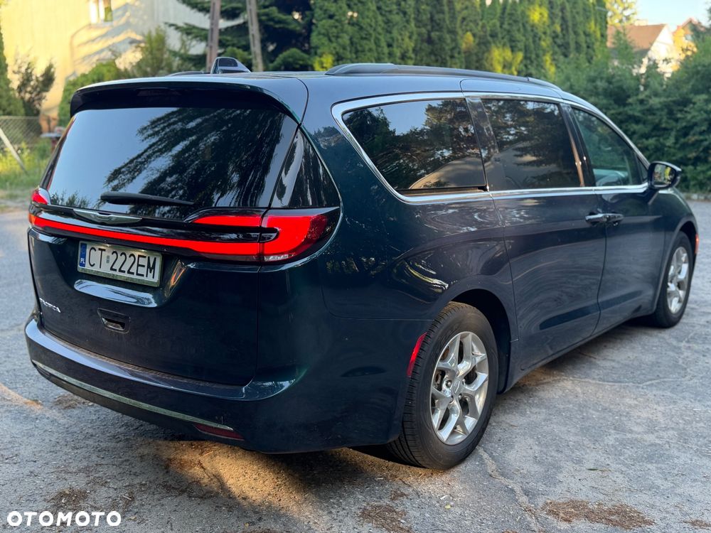 Chrysler Pacifica - 7