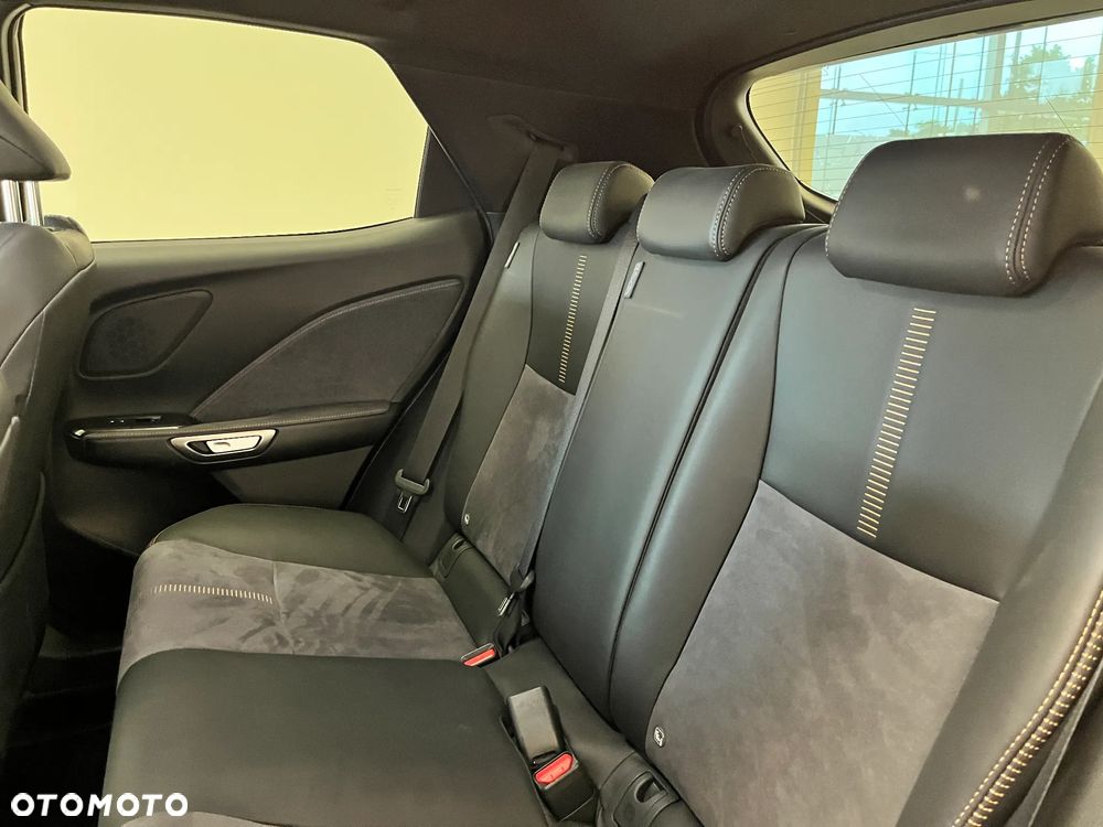 Lexus LBX 1.5 Hybrid Cool - 7