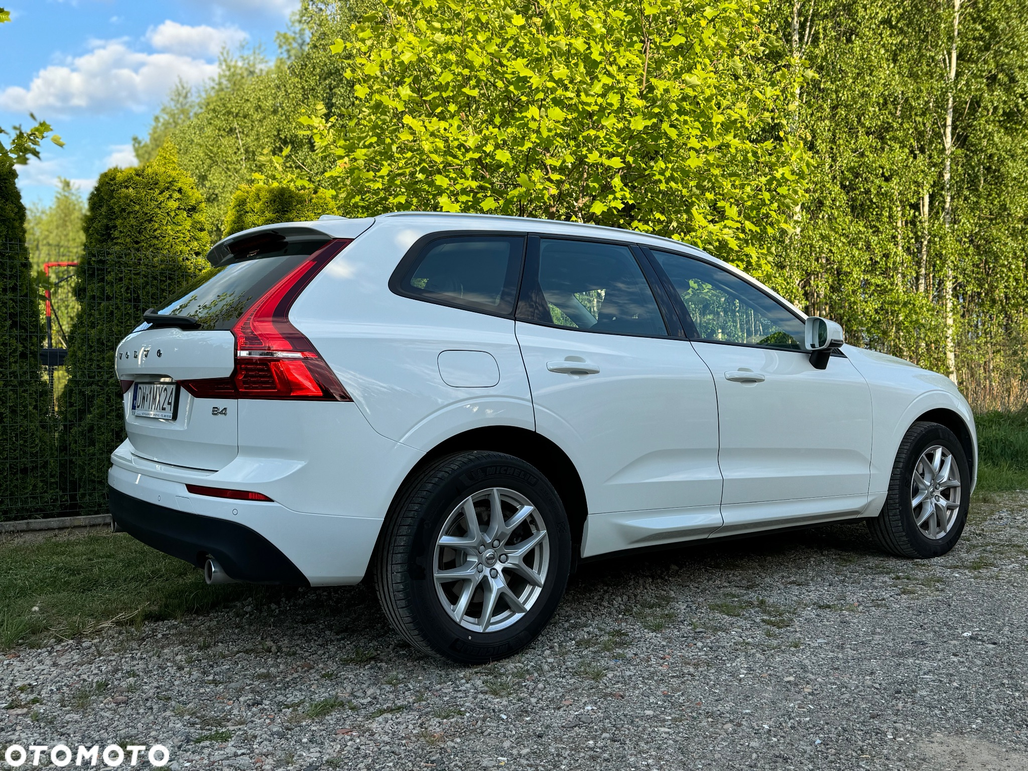 Volvo XC 60 B4 B Momentum - 6
