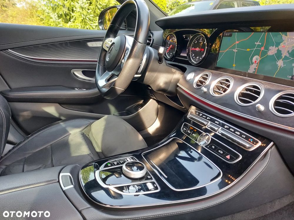 Mercedes-Benz Klasa E ver-220-d-4--matic-9g--tronic - 5