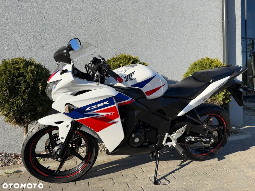 Honda CBR - 7