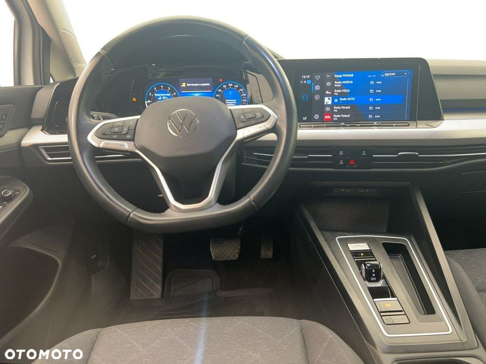 Volkswagen Golf 1.0 eTSI Life DSG - 9