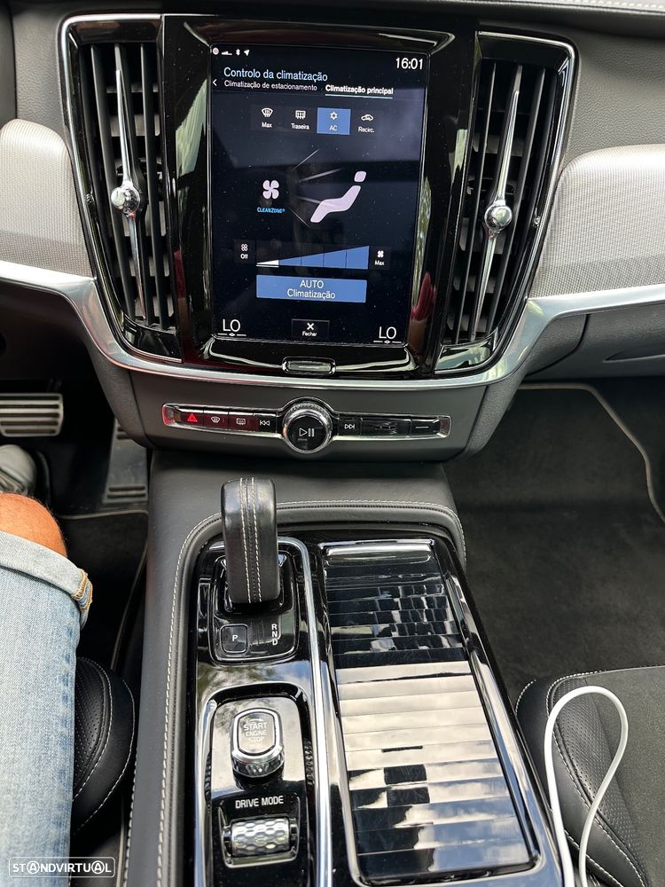 Volvo V90 2.0 T8 PHEV R-Design AWD - 23