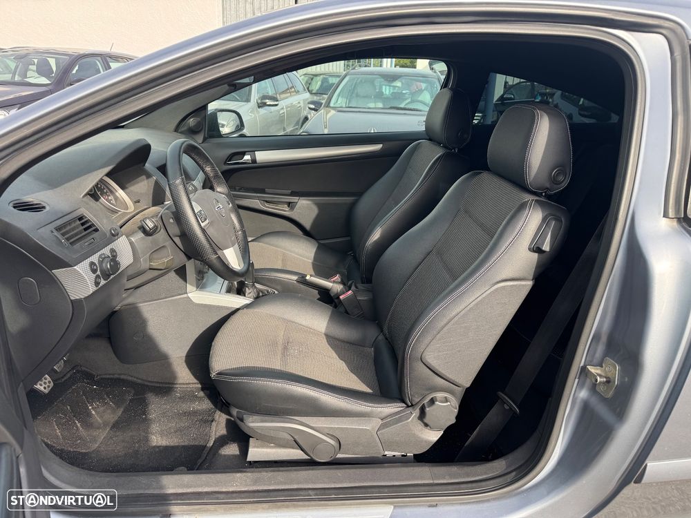 Opel Astra GTC 1.3 CDTi - 9