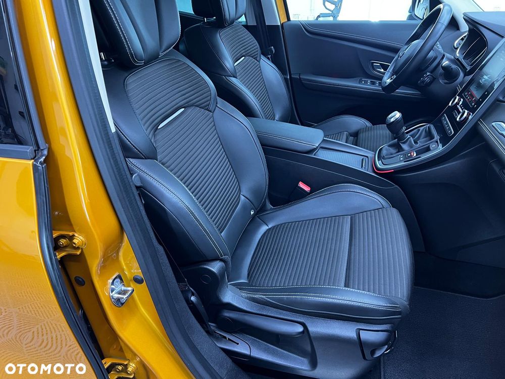 Renault Scenic 1.2 TCE Energy Bose Edition - 28
