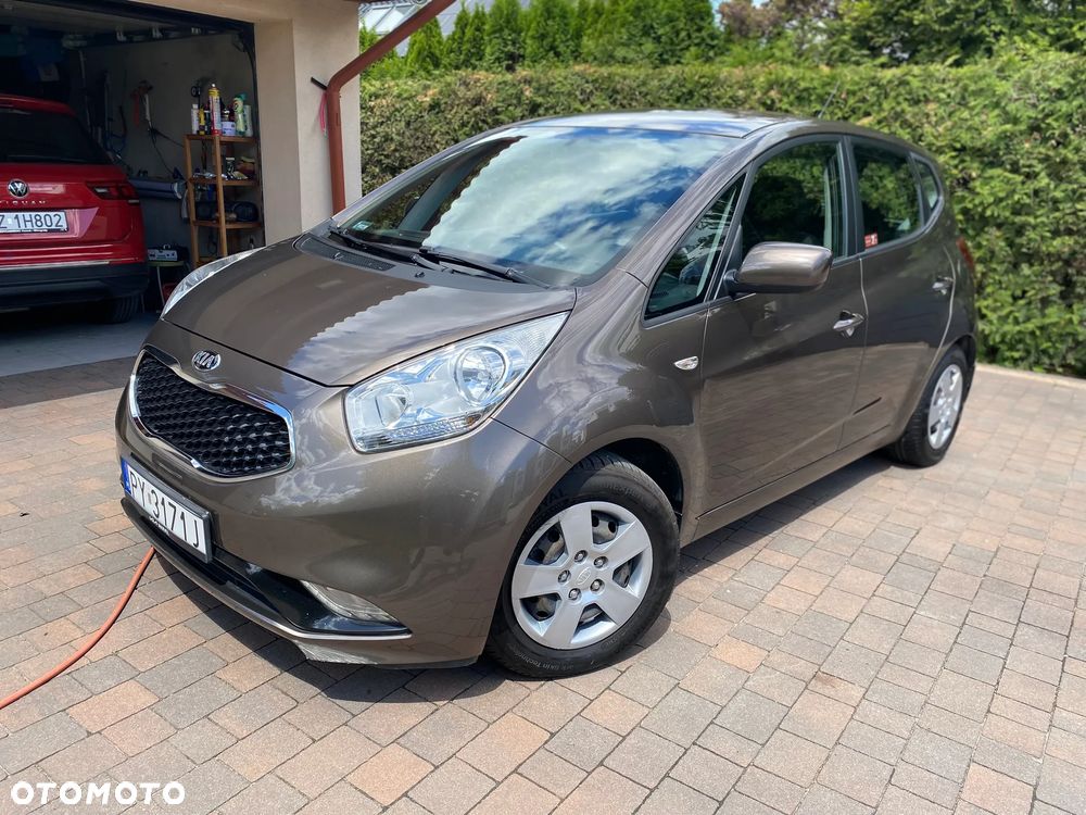 Kia Venga 1.4 L - 12