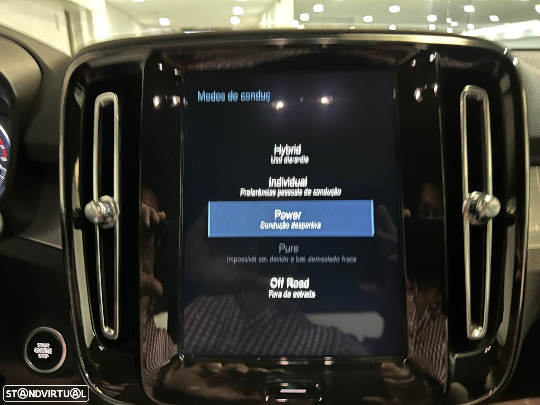 Volvo XC 40 1.5 T5 PHEV Inscription - 29