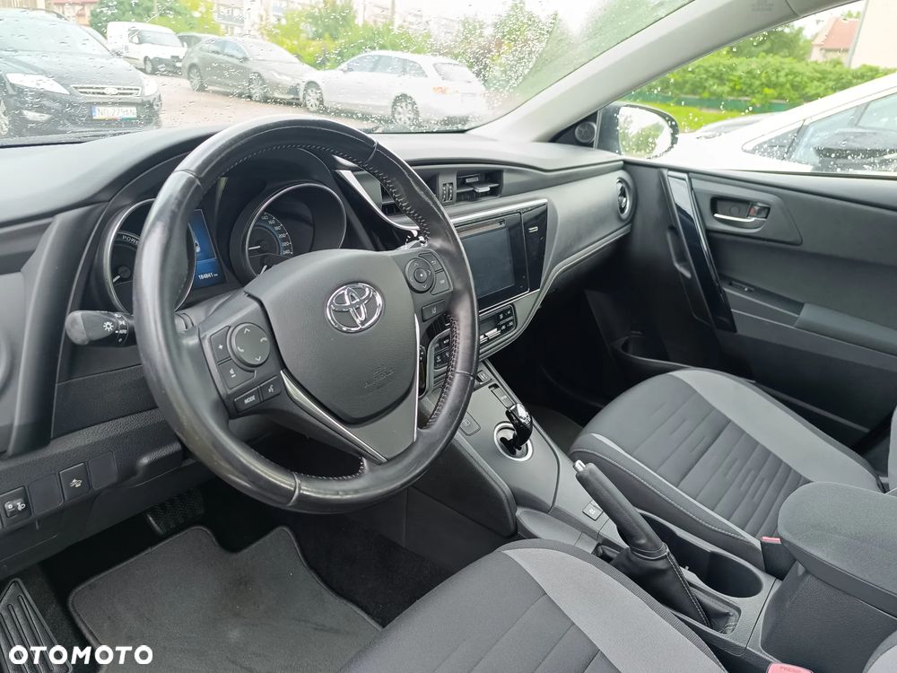 Toyota Auris - 31
