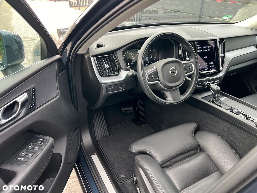 Volvo XC 60 D4 Geartronic Momentum Pro - 27