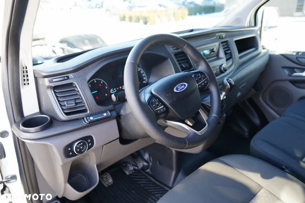 Ford TRANSIT / CHŁODNIA /  TRZY  ZABUDOWY IZOTERMICZNE / TRIO TEMPERATURA  / SPROWADZONY - 28