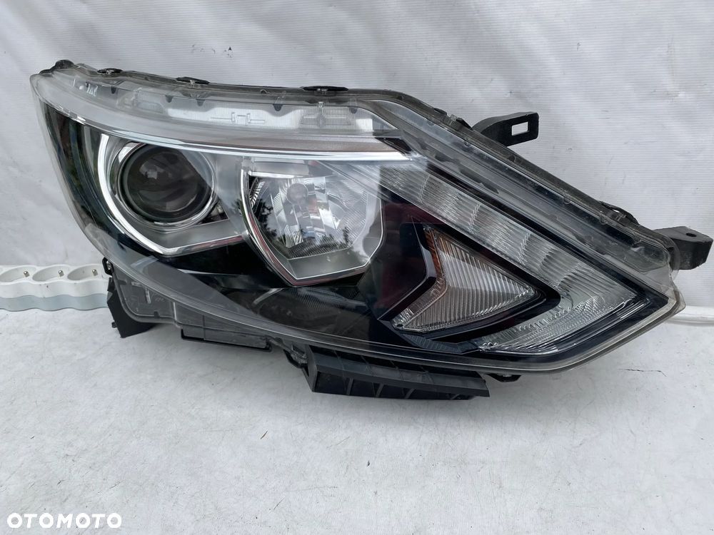 lampa qashqai II przed liftem z led EU prawa cała - 2