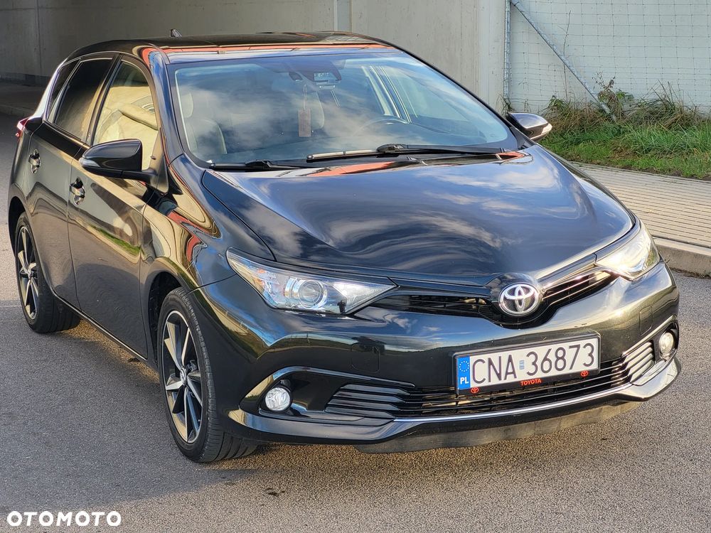 Toyota Auris 1.2 Turbo Team Deutschland - 2