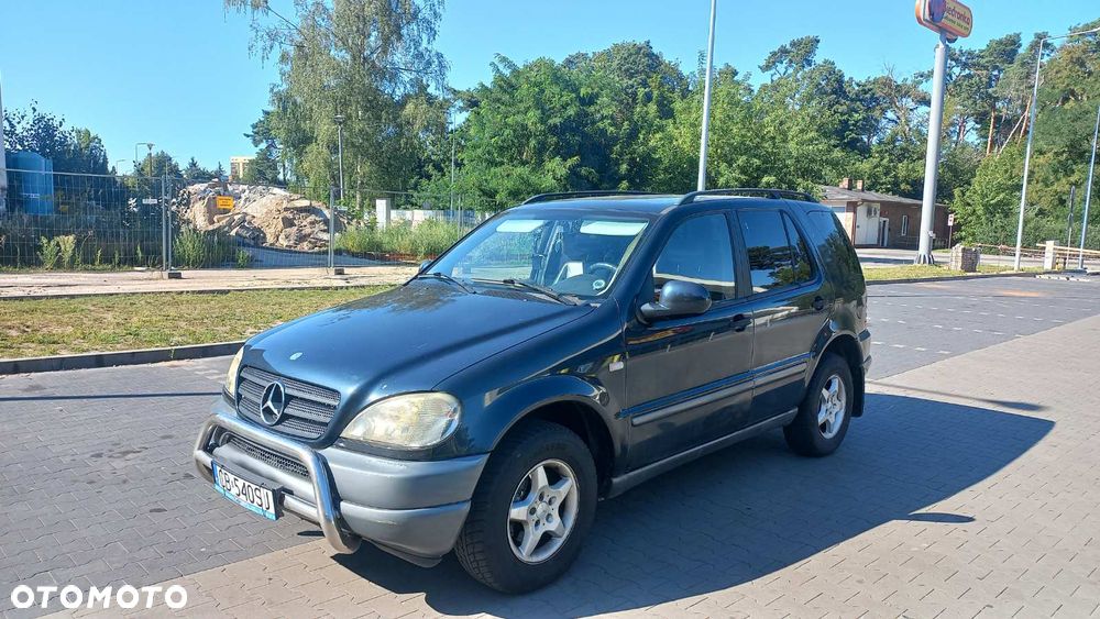 Mercedes-Benz ML 320 - 3
