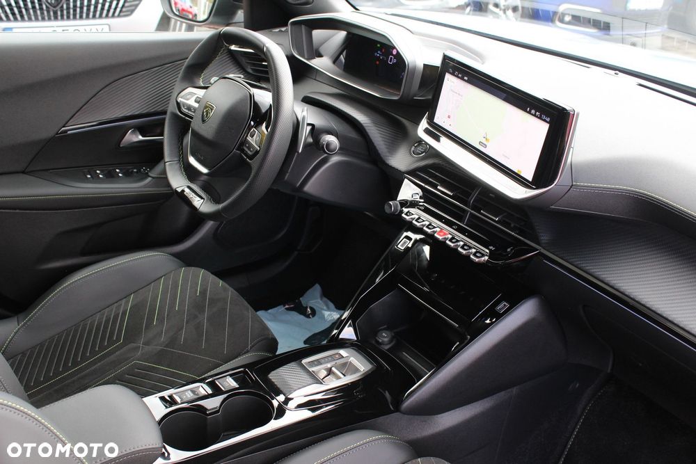 Peugeot 2008 1.2 PureTech GT S&S EAT8 - 14