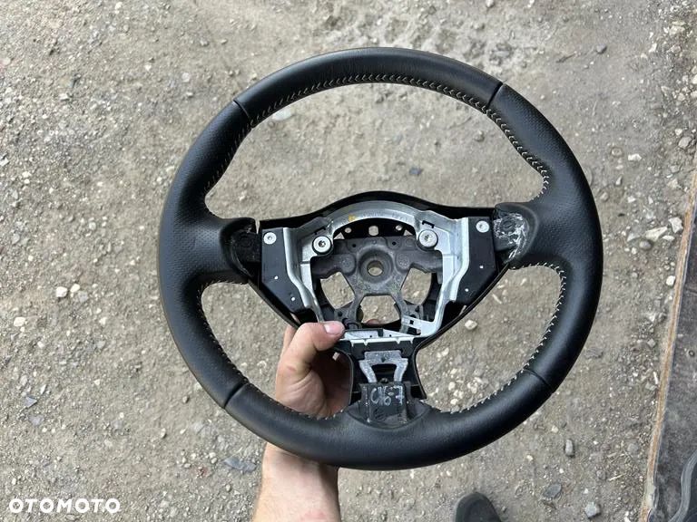 Kierownica skóra Nissan Juke I F15 - 1