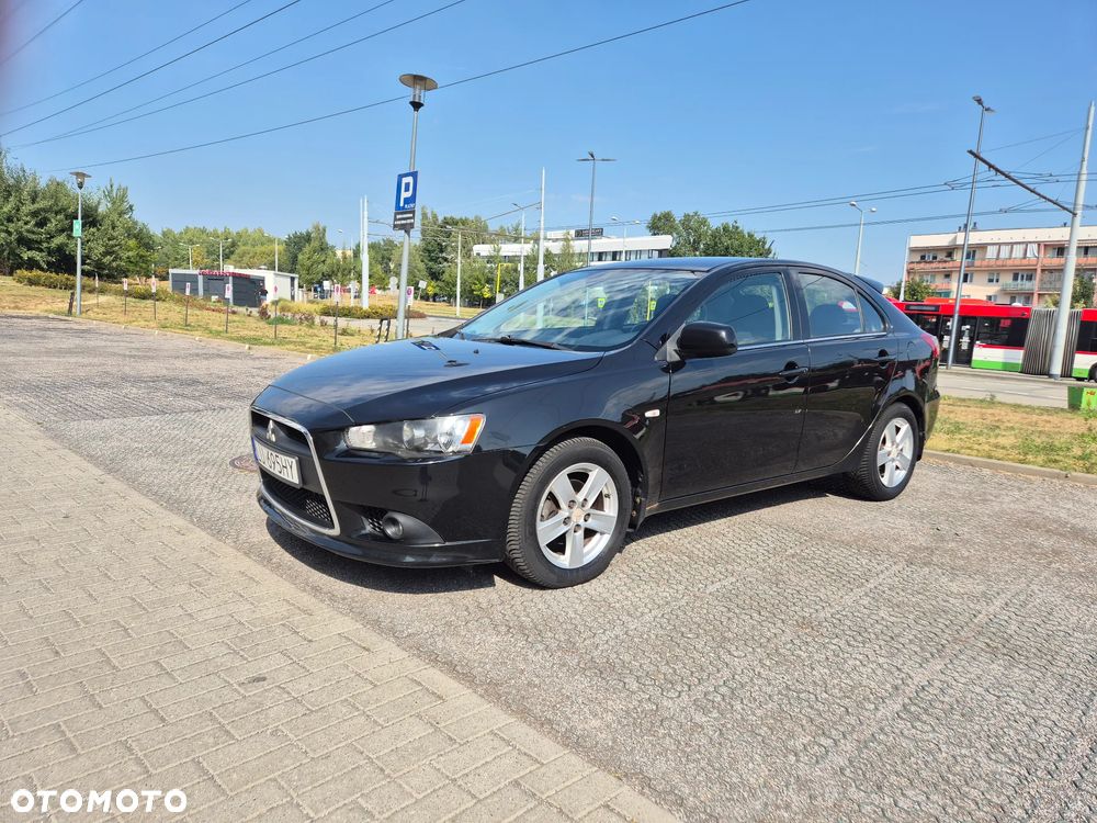 Mitsubishi Lancer - 8