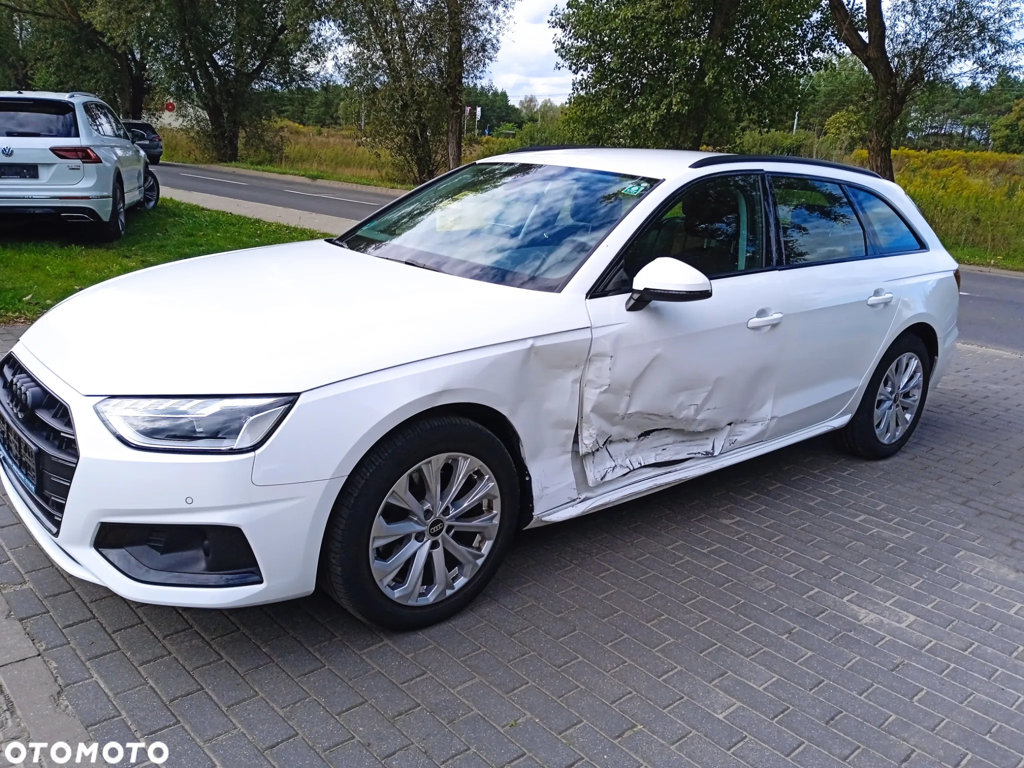Audi A4 Avant 35 TDI S tronic advanced - 16
