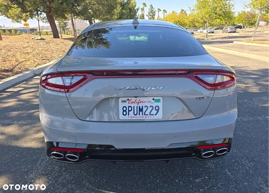 Kia Stinger - 6