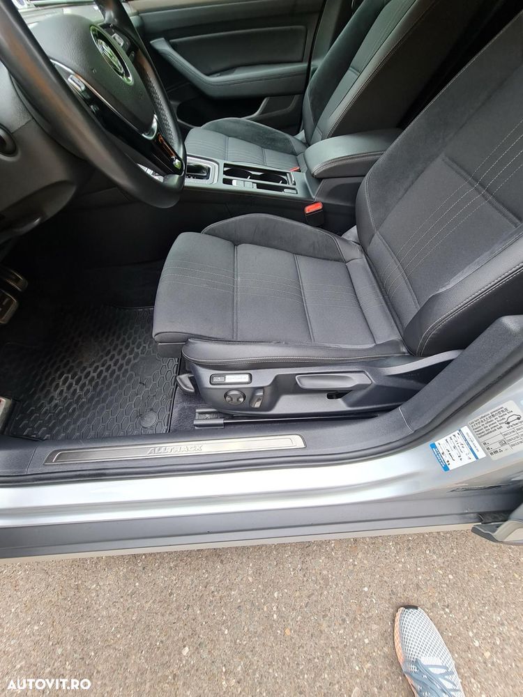 Volkswagen Passat Alltrack 2.0 TDI SCR 4Motion DSG - 19