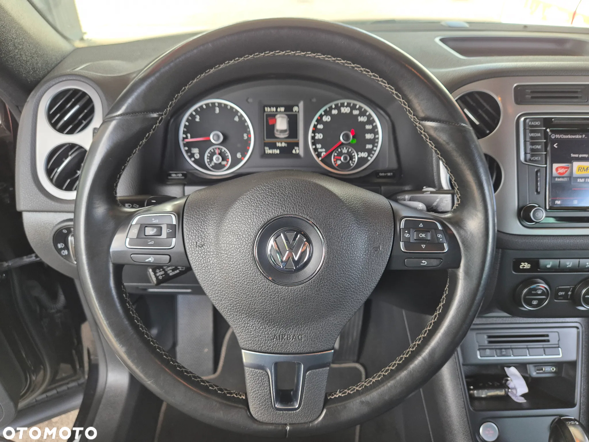 Volkswagen Tiguan 2.0 TDI SCR 4MOTION BlueMotion Technology DSG Lounge Sport & Style - 36