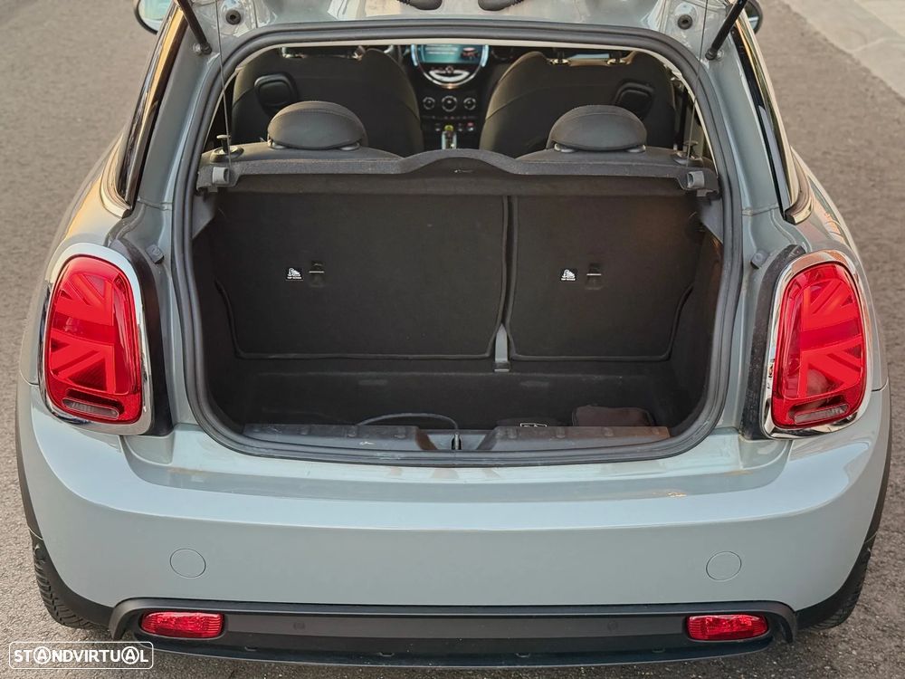 MINI 3 Portas Cooper E Essential - 10