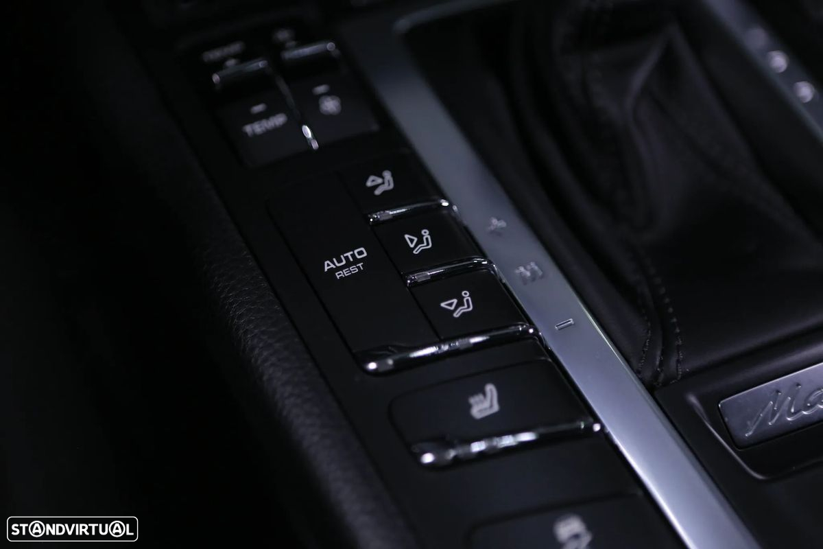 Porsche Macan Standard - 24