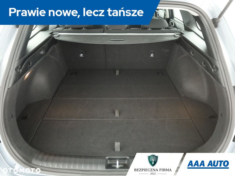 Kia Ceed - 12