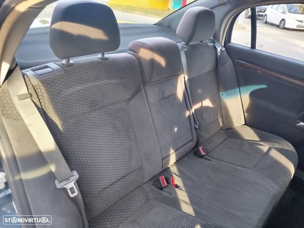 Opel Vectra 2.2 DTi Elegance - 11