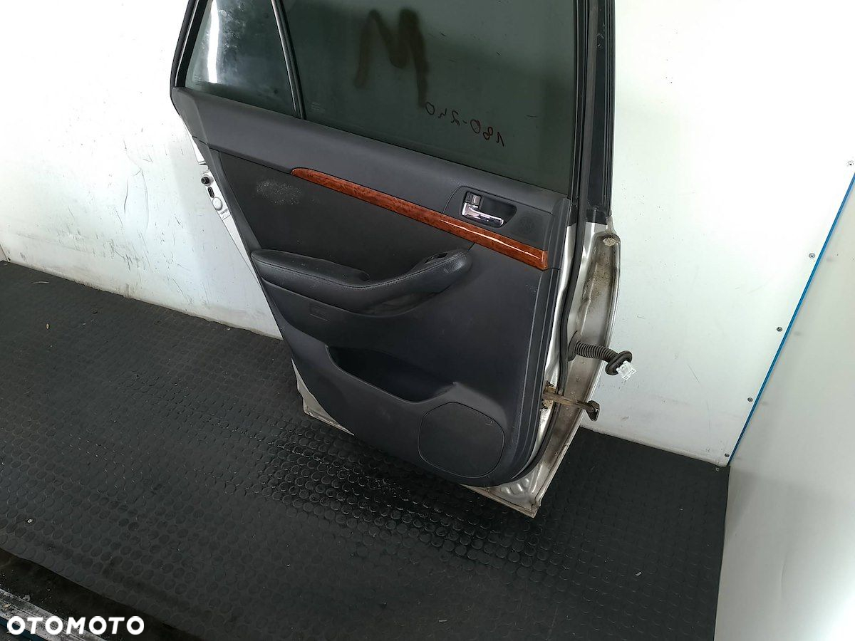 DRZWI TYŁ LEWY  TOYOTA AVENSIS II T25 1C0 KOMBI - 7