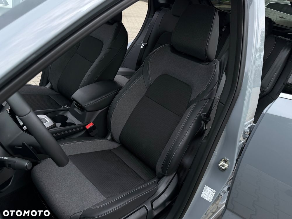 Nissan Qashqai 1.3 DIG-T N-Connecta DCT - 32