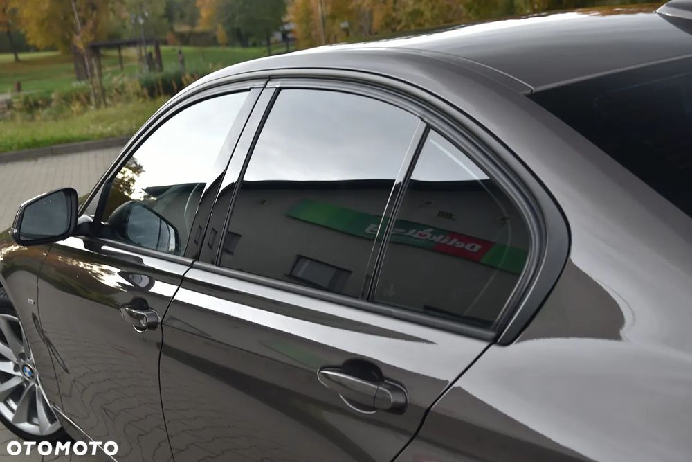 BMW Seria 3 316i Modern Line - 27