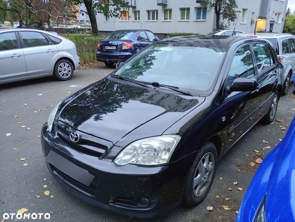 Toyota Corolla - 1