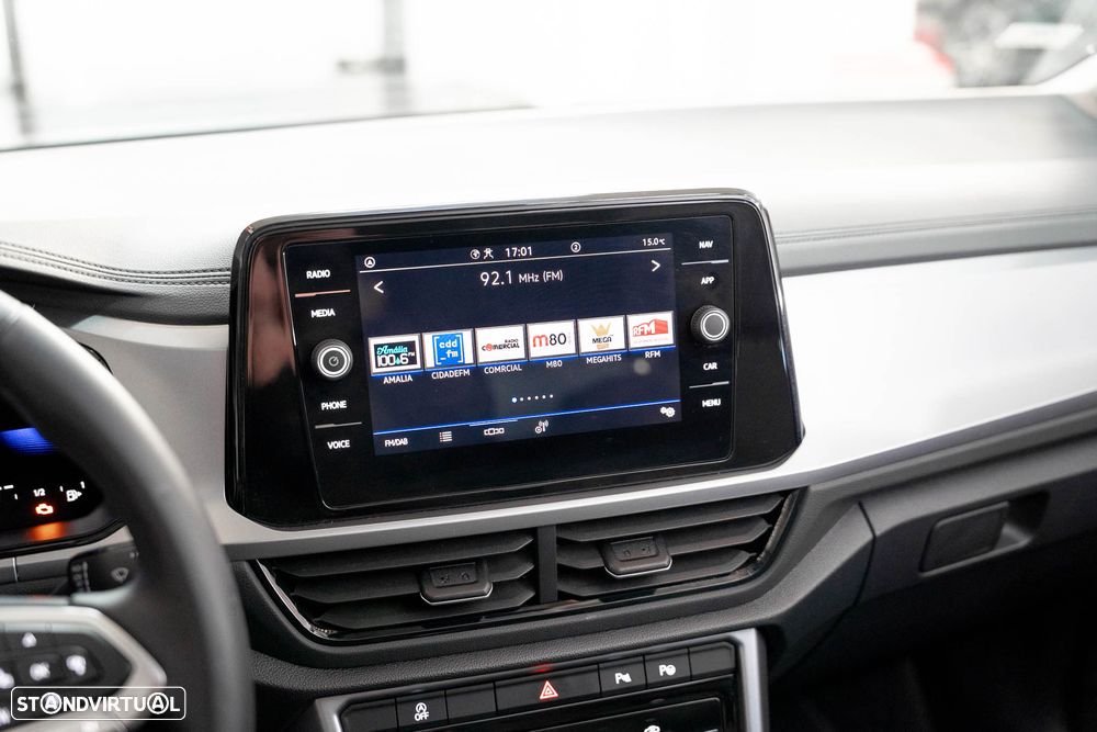 VW T-Roc 1.0 TSI Urban - 17