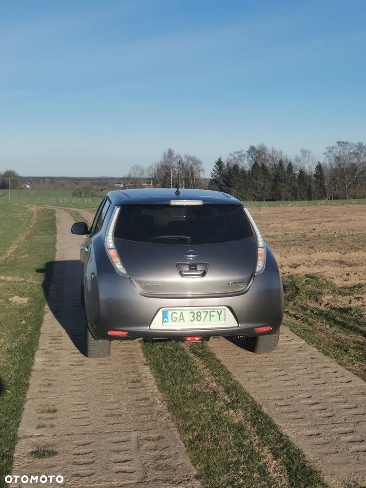 Nissan Leaf 30 kWh (mit Batterie) Acenta - 5