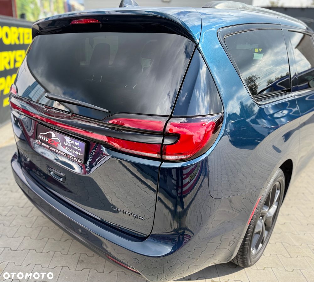 Chrysler Pacifica - 15