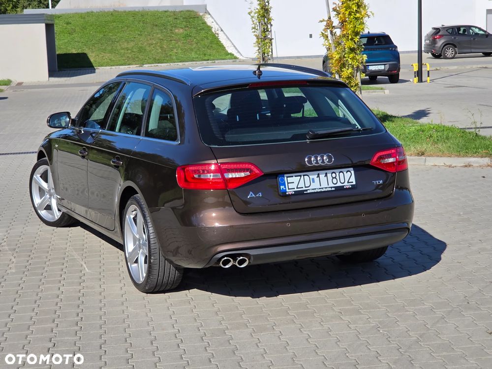 Audi A4 Avant 2.0 TDI DPF Ambition - 12