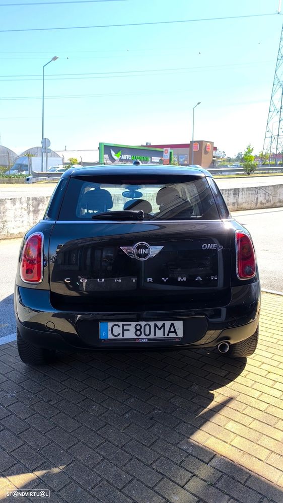 MINI Countryman One D - 5