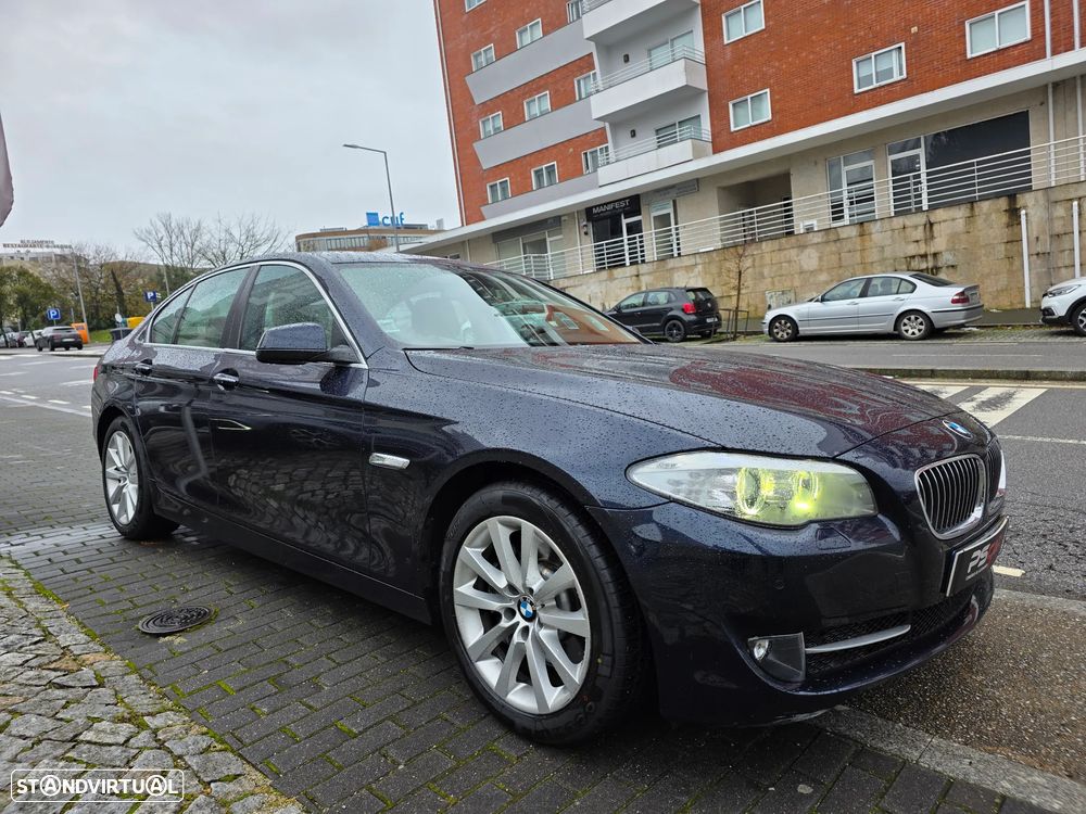 BMW 525 d Line Luxury Auto - 3
