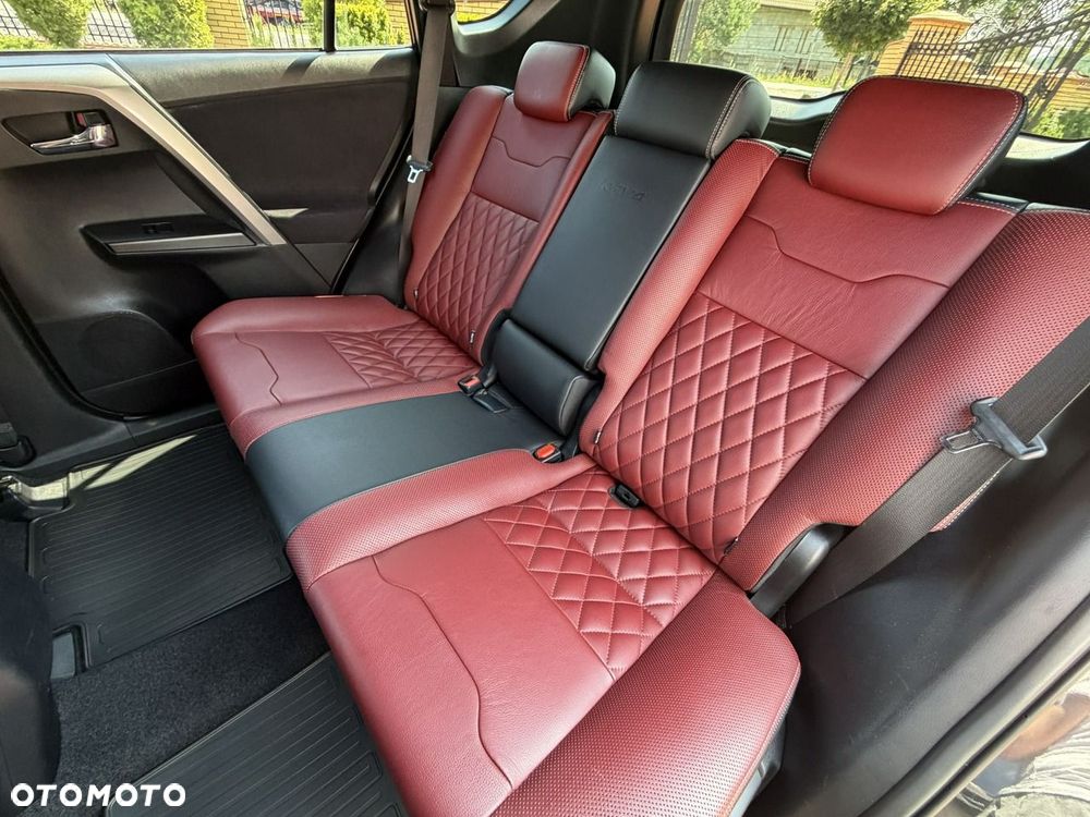 Toyota RAV4 - 34
