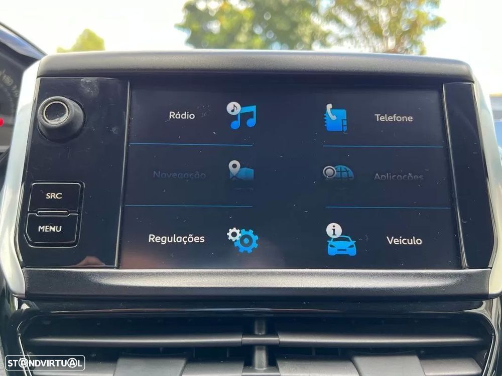 Peugeot 208 1.2 PureTech Signature - 39